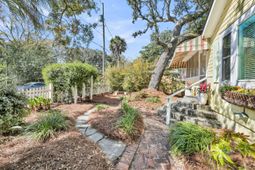 420 E Erie Avenue photo 4