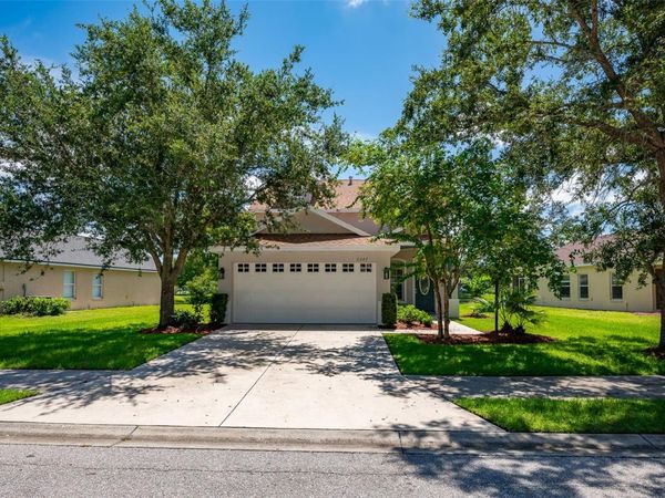 6227 BLUE RUNNER COURT , LAKEWOOD RANCH, FL 34202