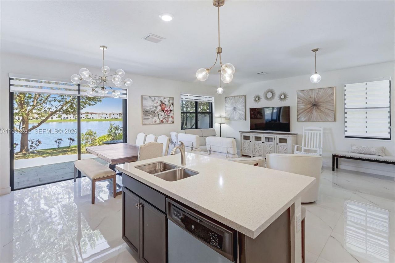 3375 W 100th Ter, Hialeah, FL 33018 Photo