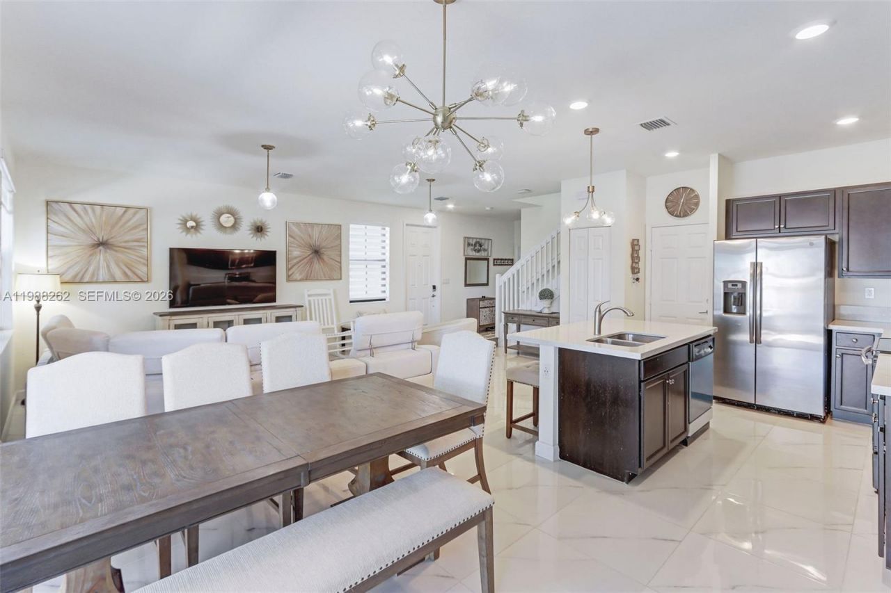 3375 W 100th Ter, Hialeah, FL 33018 Photo