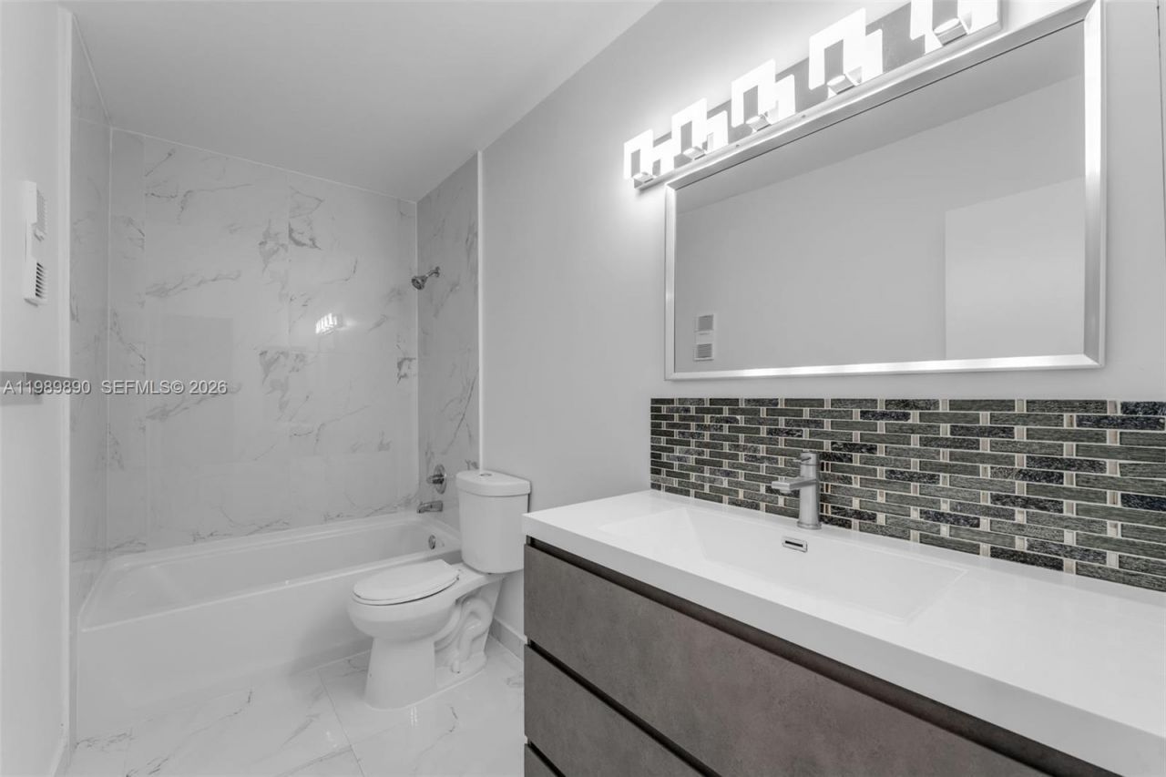 14210 SW 94th Cir Ln , Unit 104-35, Miami, FL 33186 Photo