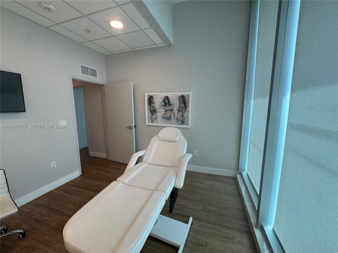 2820 NE 214th St , Unit 1004, Aventura, FL 33180 Photo