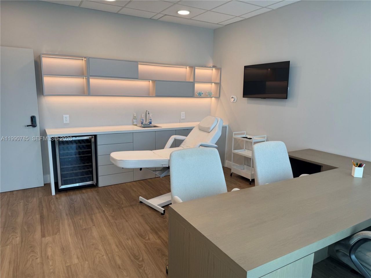 2820 NE 214th St , Unit 1004, Aventura, FL 33180 Photo