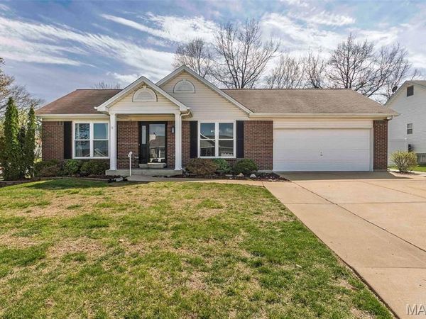 1428 Chambers Drive, O'Fallon, MO 63366