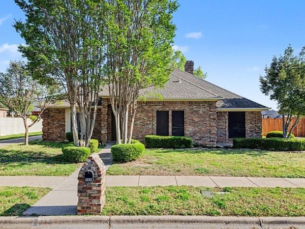 505 Springhill Drive, Hurst, TX 76054