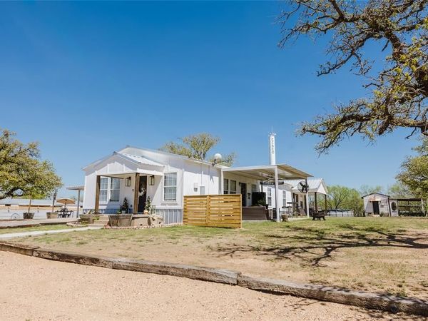 1609 Beech Avenue, Cisco, TX 76437