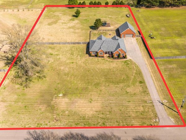 110 KYLIE GAYLE RD, Oakland, TN 38060