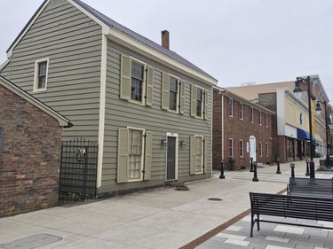 204 W Main Street, Danville, KY 40422