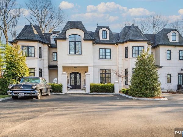 6 Deertrail Road, SADDLE RIVER, NJ 07458