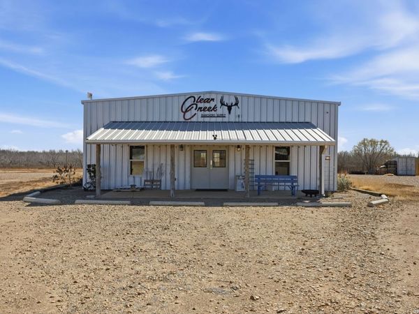 16675 highway 140, Charlotte, TX 78011