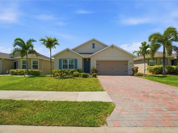 3422 Cancun CT , CAPE CORAL, FL 33909