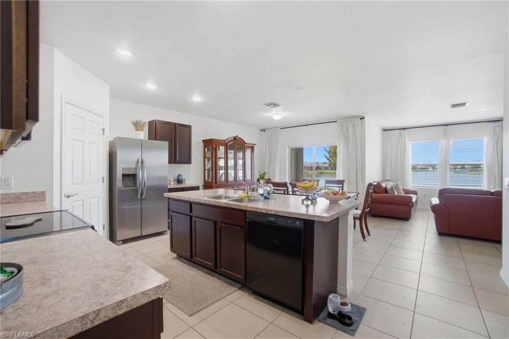 3422 Cancun Ct , Cape Coral, FL 33909 Photo