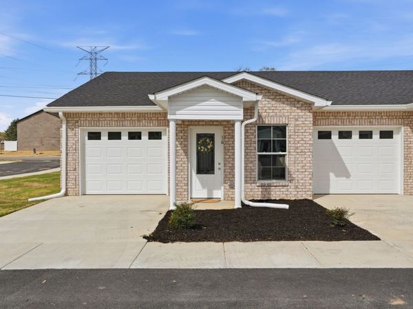 741 Kings Ln, Unit A-2, Tullahoma, TN 37388