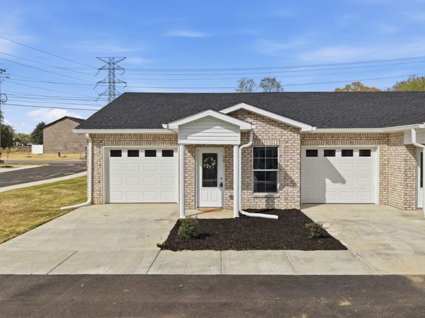 741 Kings Ln, Unit A-4, Tullahoma, TN 37388