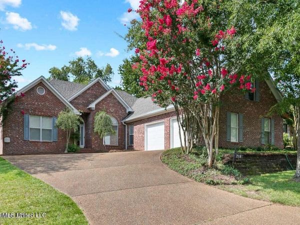718 Highland Place, Brandon, MS 39047