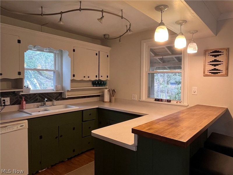 15 South Street, Chagrin Falls, OH 44022 Photo 6