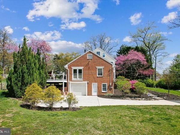 1305 KEY DRIVE, ALEXANDRIA, VA 22302