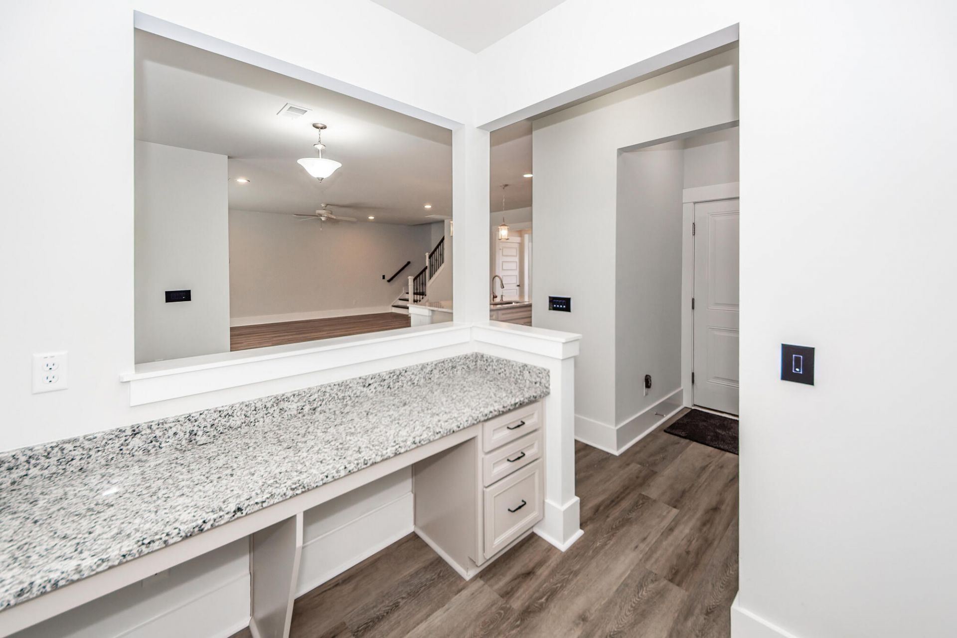 2367 Brinkley Road Photo 10