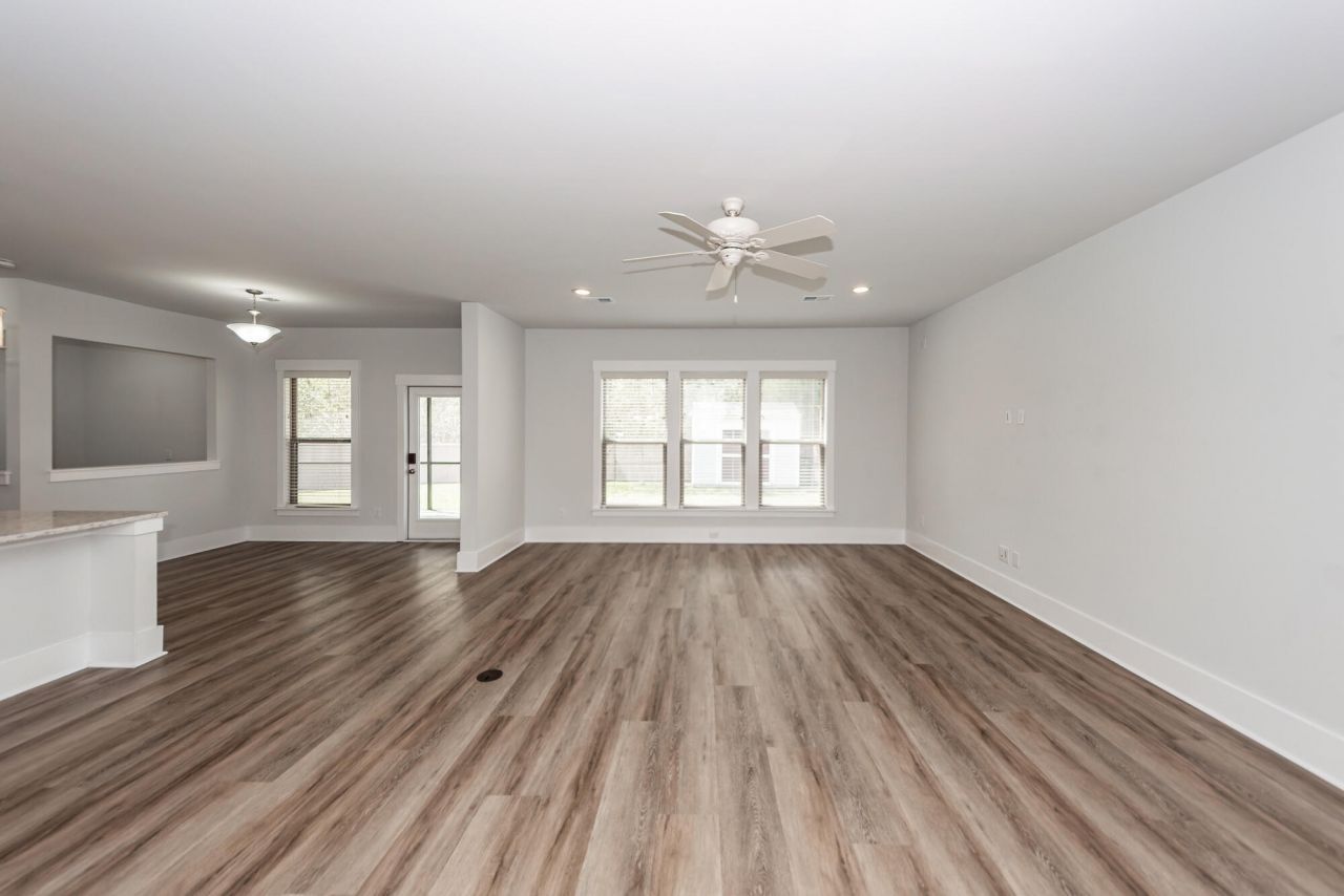 2367 Brinkley Road Photo 9