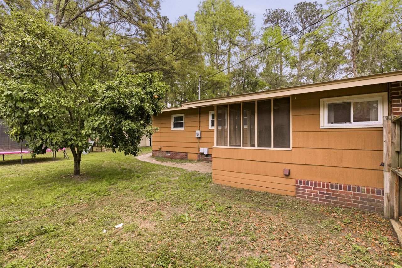 368 Lynwood Drive Photo 35