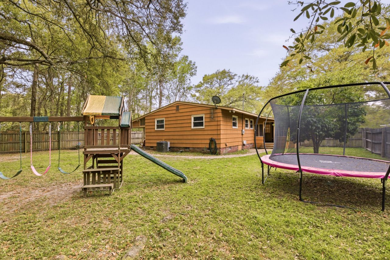 368 Lynwood Drive Photo 38