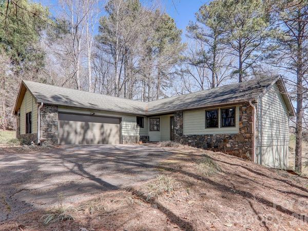 225 Sheepnose Drive , Lake Lure, NC 28746