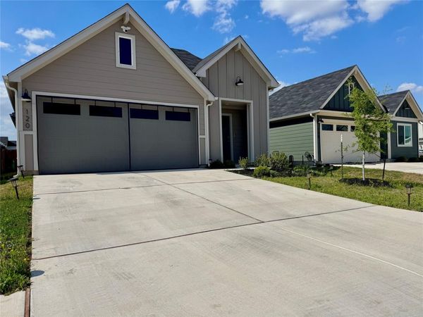 120 Gerasa DR, Uhland, TX 78640