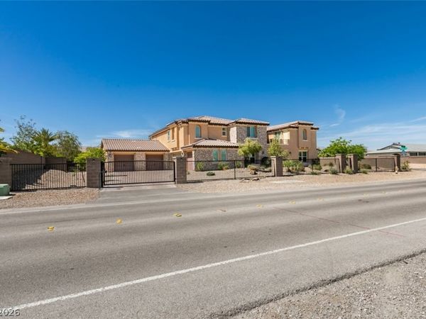 8615 Jerlyn Street , Las Vegas, NV 89113