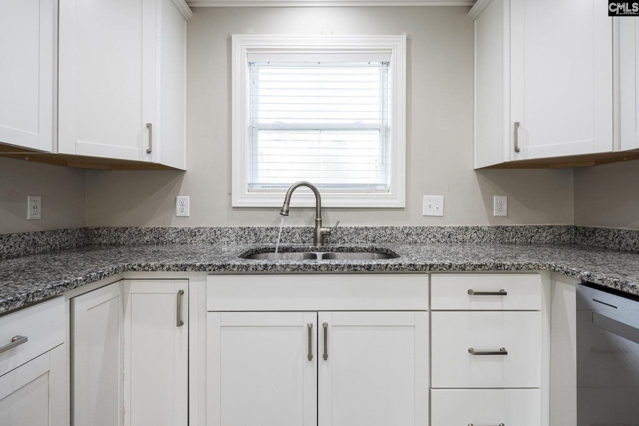 1915 Toole Street  Photo 11