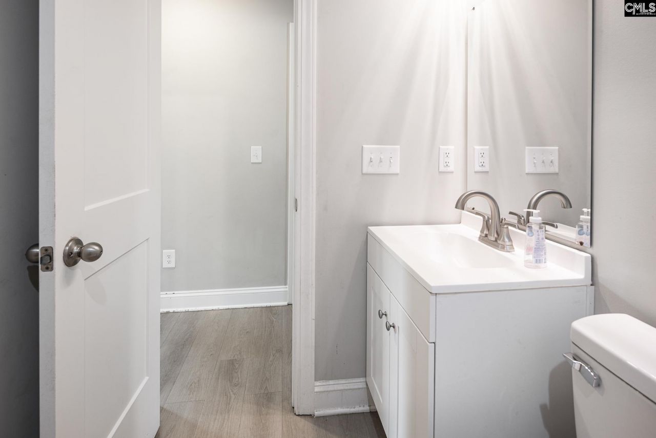 1915 Toole Street  Photo 15