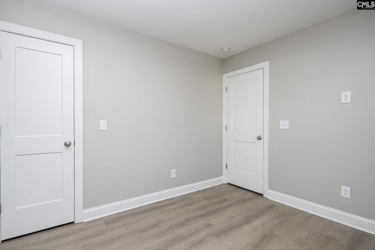 1915 Toole Street  Photo 17