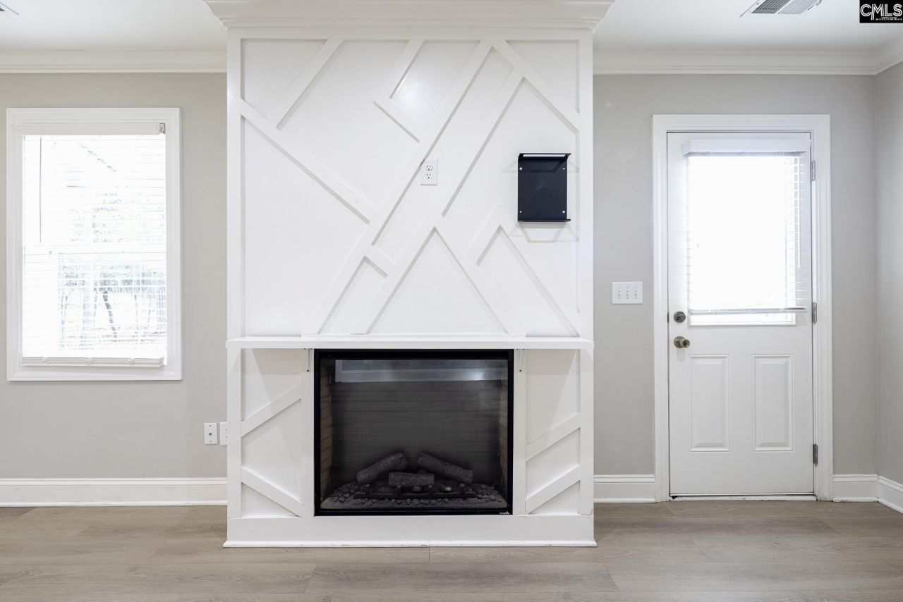 1915 Toole Street  Photo 5