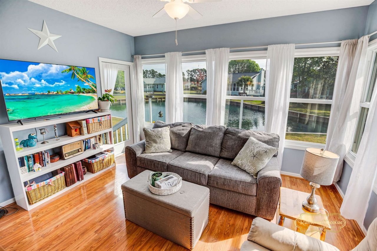 9452 Timber Row Photo 10