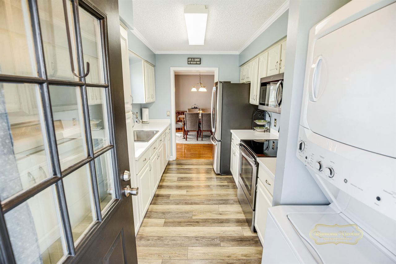 9452 Timber Row Photo 14