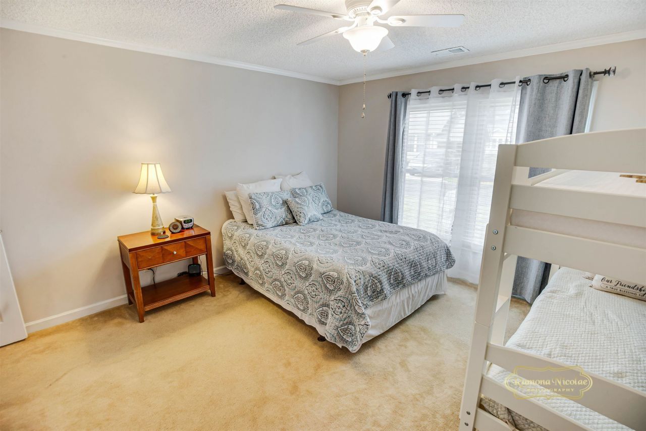 9452 Timber Row Photo 18