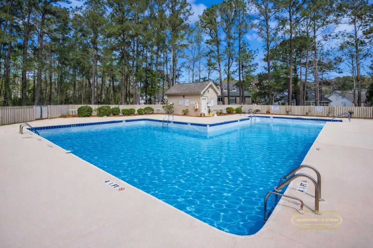 9452 Timber Row Photo 32