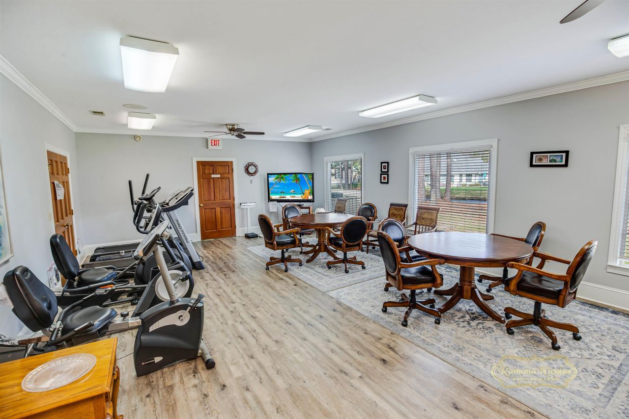 9452 Timber Row Photo 43