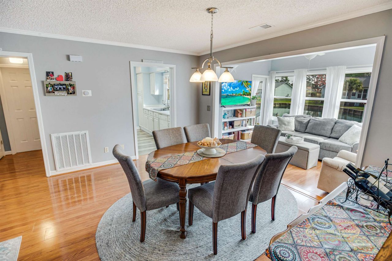 9452 Timber Row Photo 9