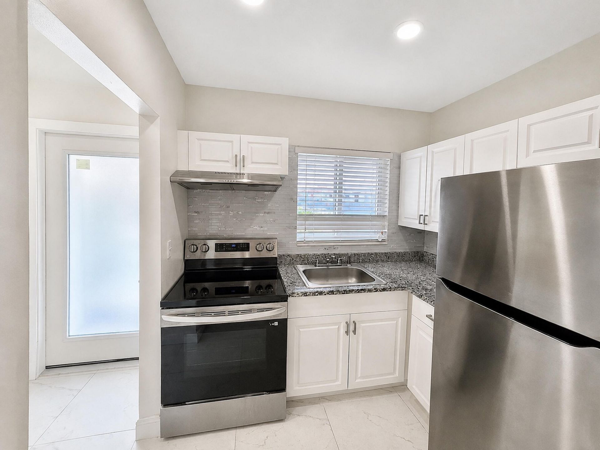 1115 Lake Terrace, Unit 208, Boynton Beach, FL 33426 Photo