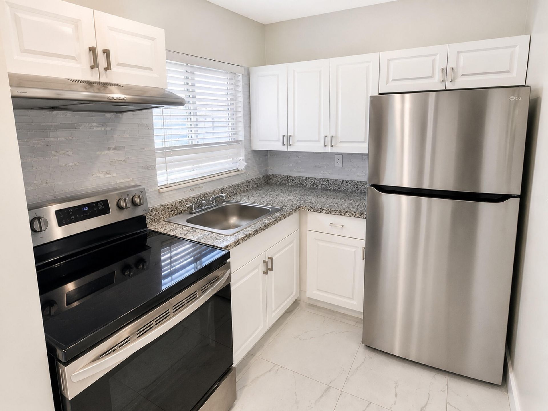 1115 Lake Terrace, Unit 208, Boynton Beach, FL 33426 Photo