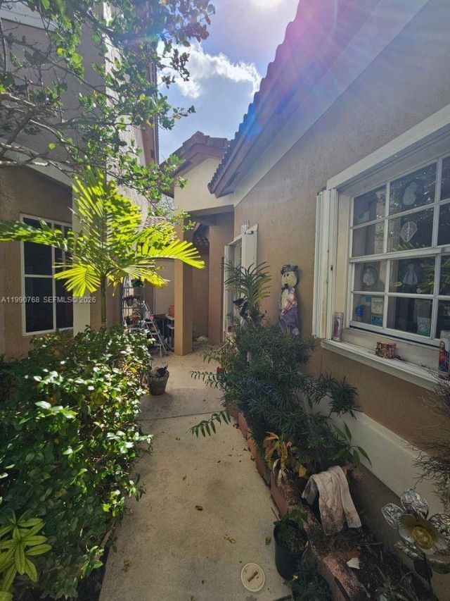 16132 Emerald Cove Rd, Weston, FL 33331 Photo
