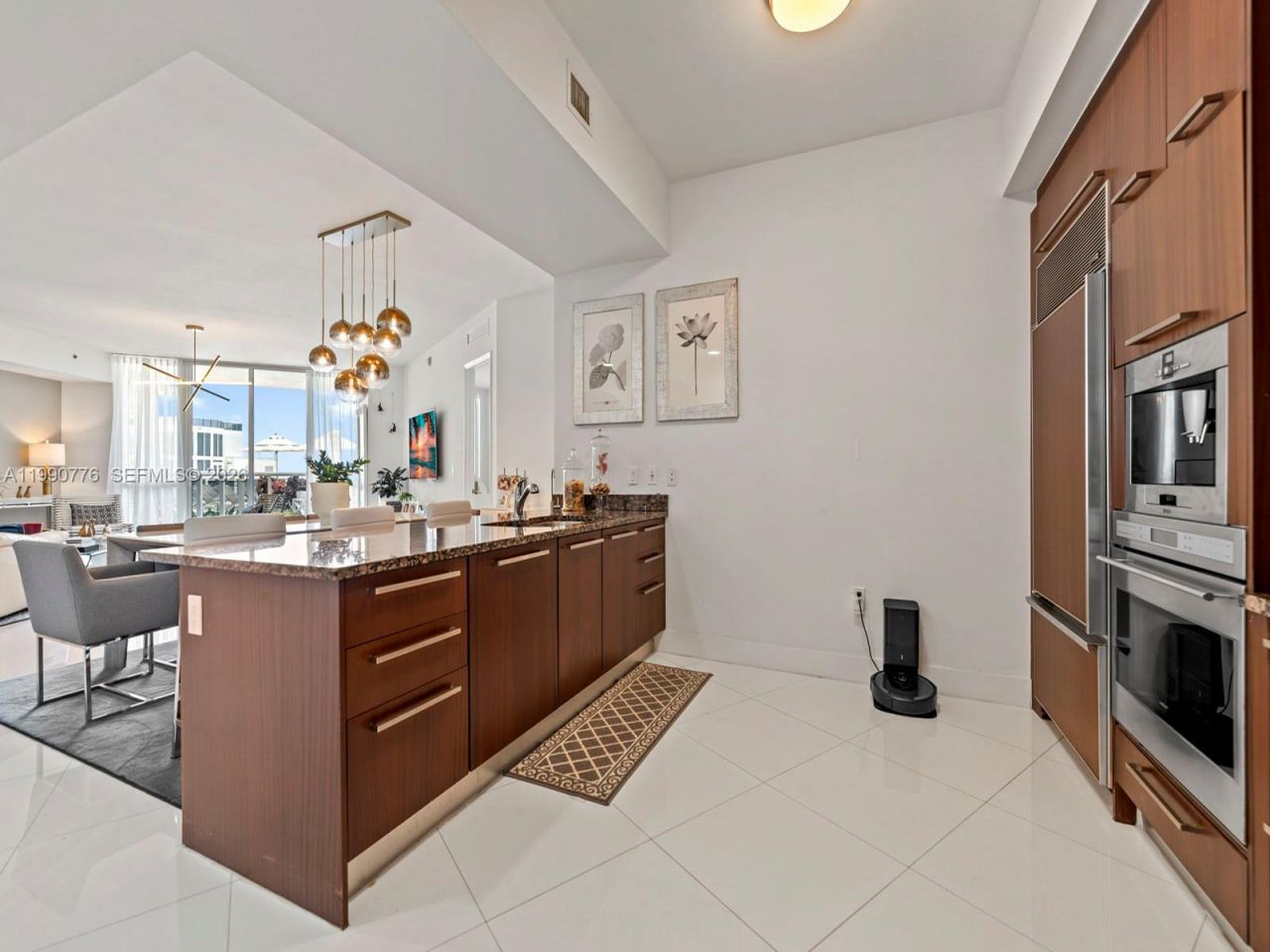 15901 Collins Ave , Unit 403, Sunny Isles Beach, FL 33160 Photo