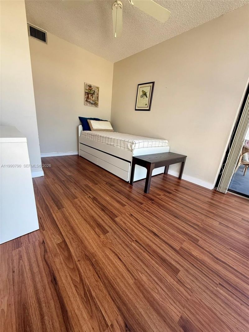 200 Leslie Dr , Unit 425, Hallandale Beach, FL 33009 Photo