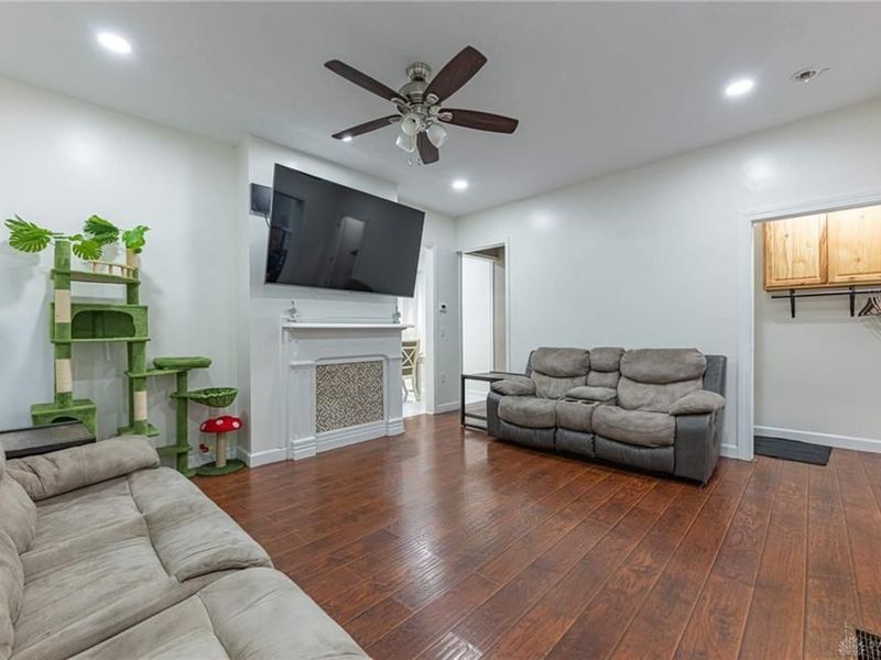 566 Wyoming Street, Dayton, OH 45410 Photo 2