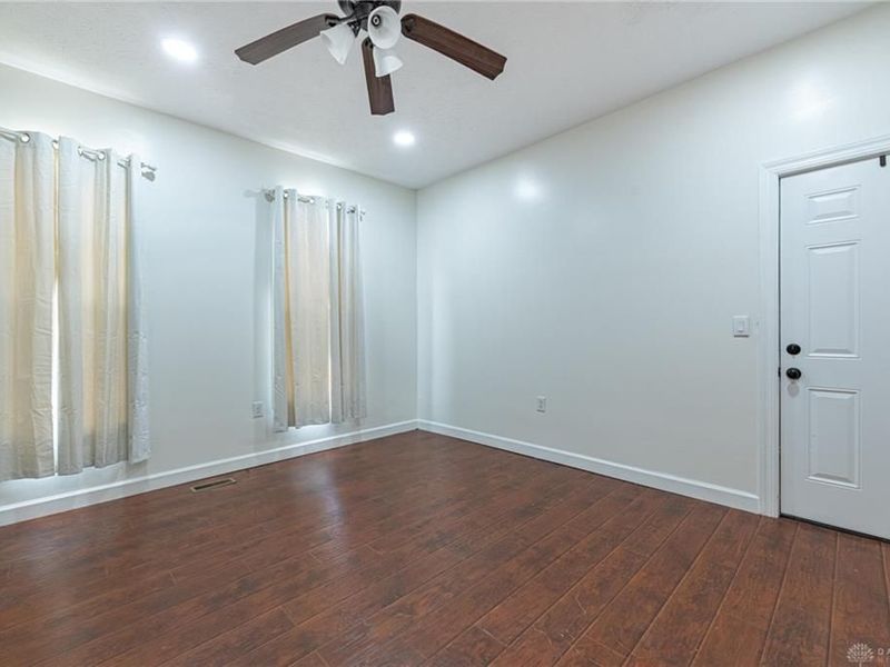 566 Wyoming Street, Dayton, OH 45410 Photo 6