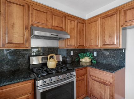 8240 Bedford Cove Way, Sacramento, CA 95828 Photo