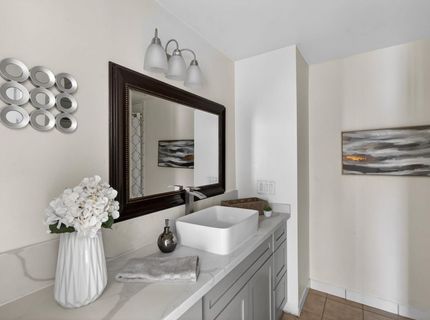 8240 Bedford Cove Way, Sacramento, CA 95828 Photo