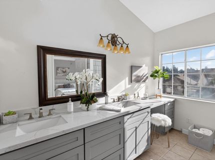 8240 Bedford Cove Way, Sacramento, CA 95828 Photo