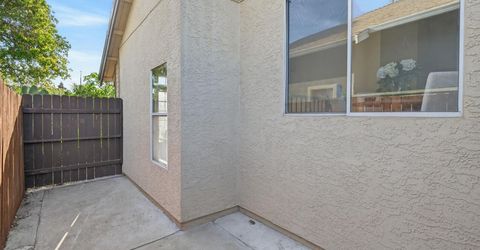 8240 Bedford Cove Way, Sacramento, CA 95828 Photo