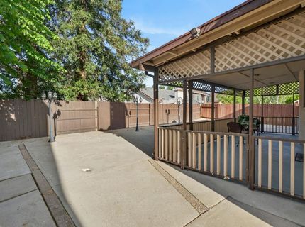 8240 Bedford Cove Way, Sacramento, CA 95828 Photo